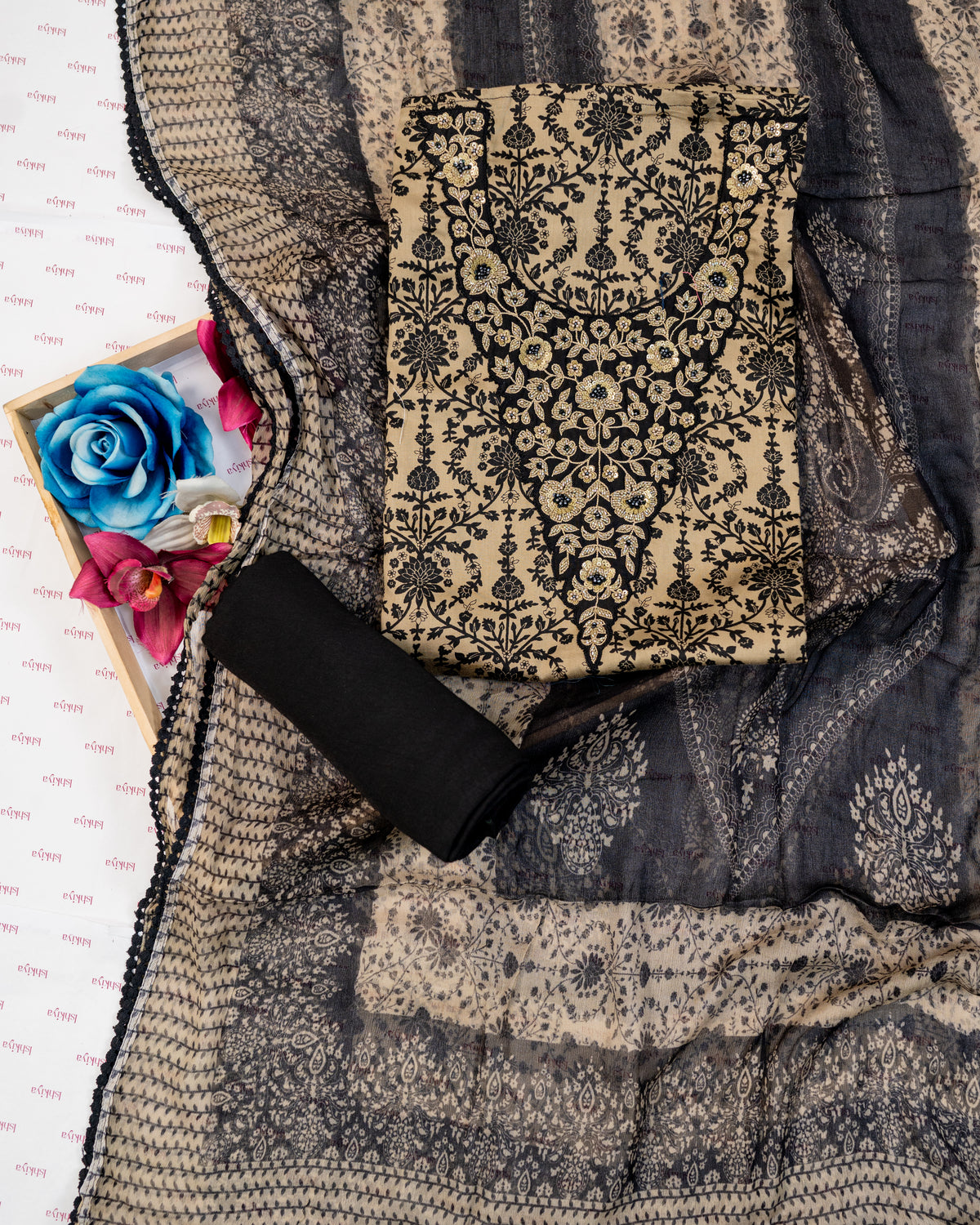 RIHAAI-Unstitched Mul-Chanderi Suit Set