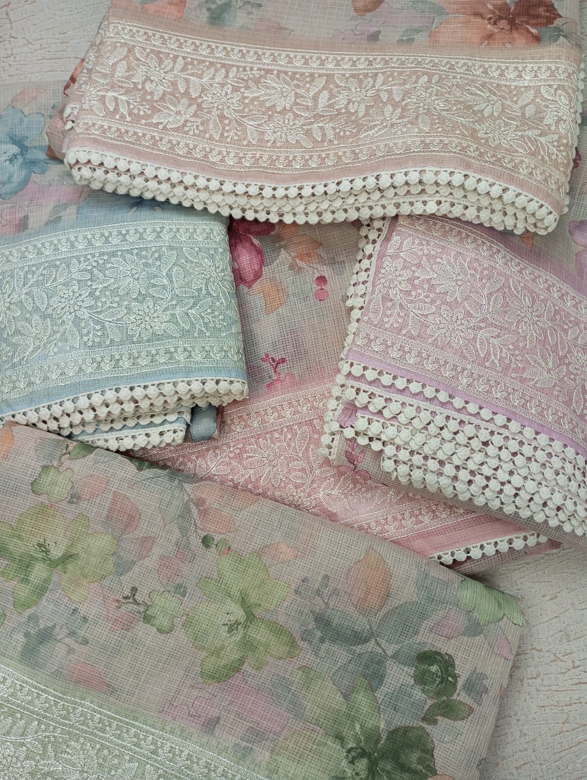 PASTEL HUES