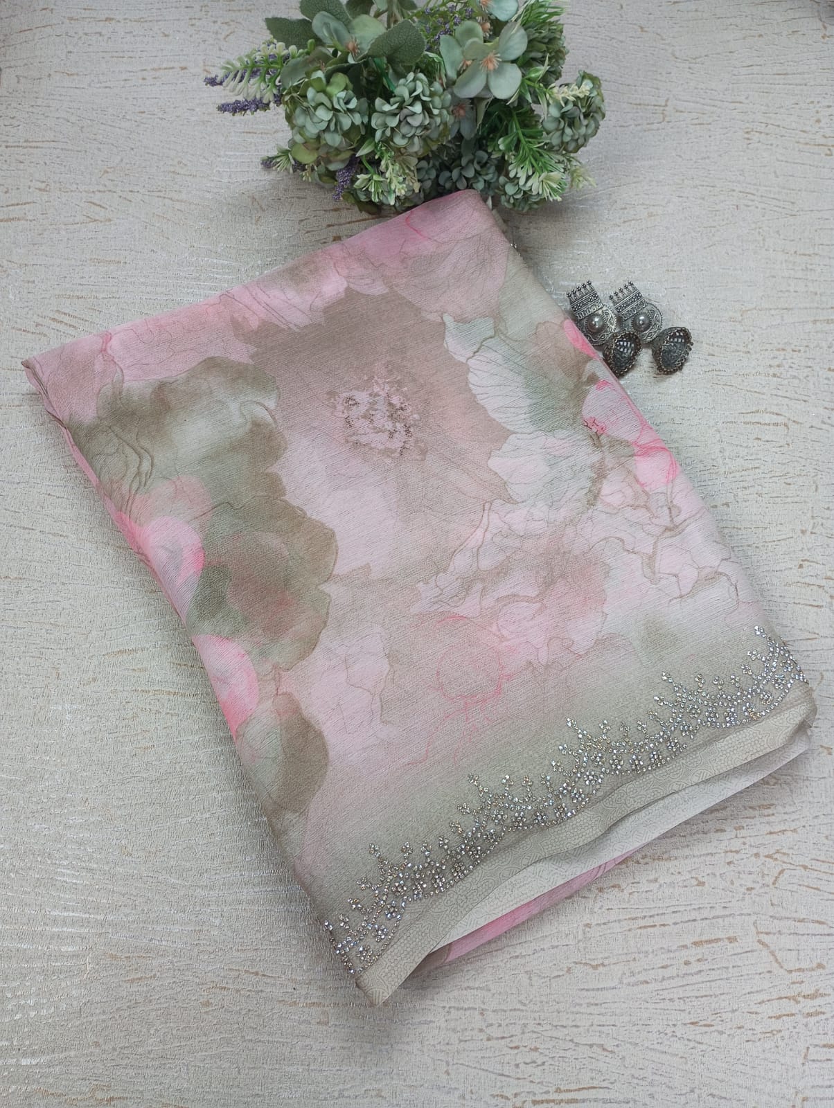 RADIANT DRAPE