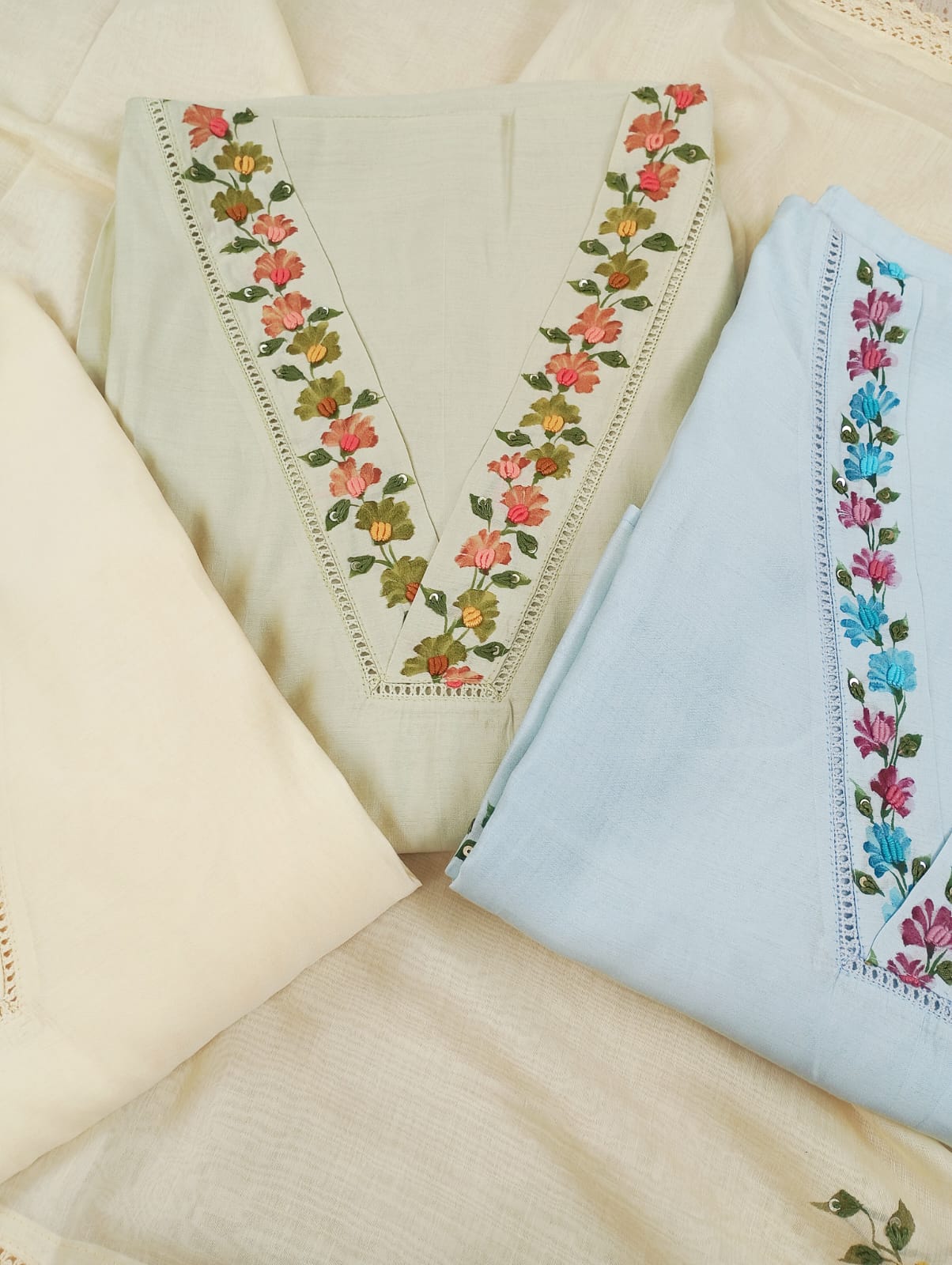 DILKASH-Unstitched Mul-Chanderi Suit Set