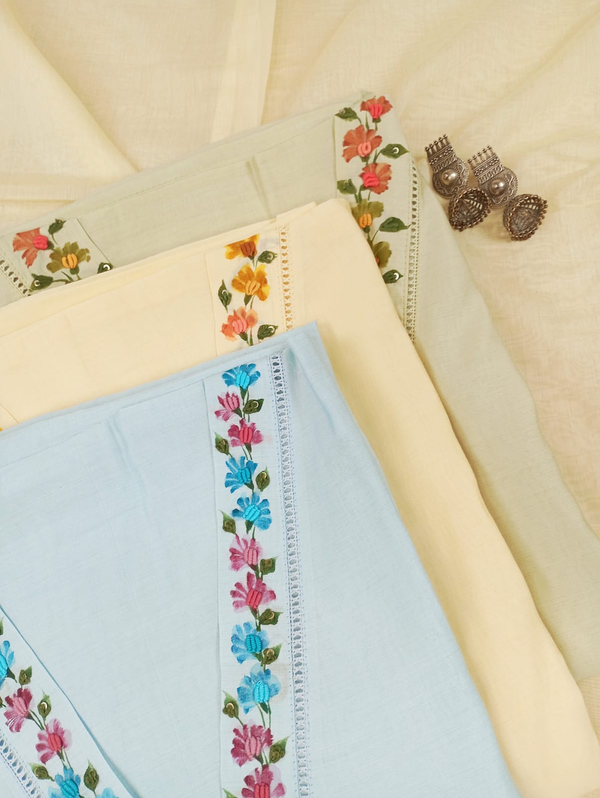 DILKASH-Unstitched Mul-Chanderi Suit Set