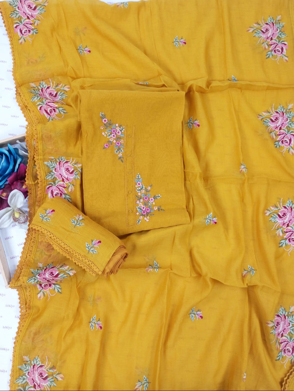 SAFAR-Unstiched Mul-Chanderi Suit set