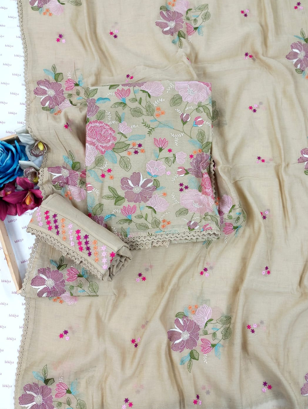 GULNAR-Unstiched Mul-Chanderi Suit set