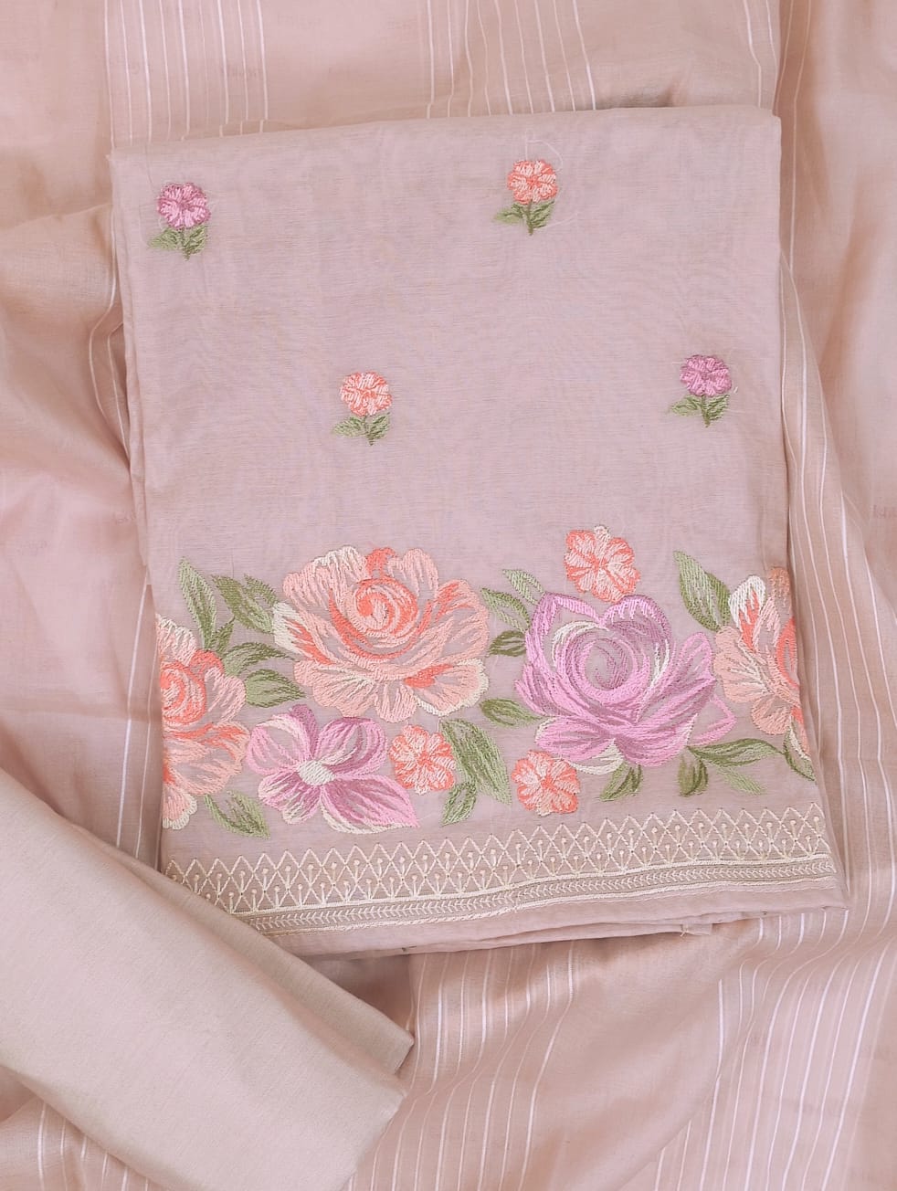 SADA-Unstiched Mul-Chanderi Suit set