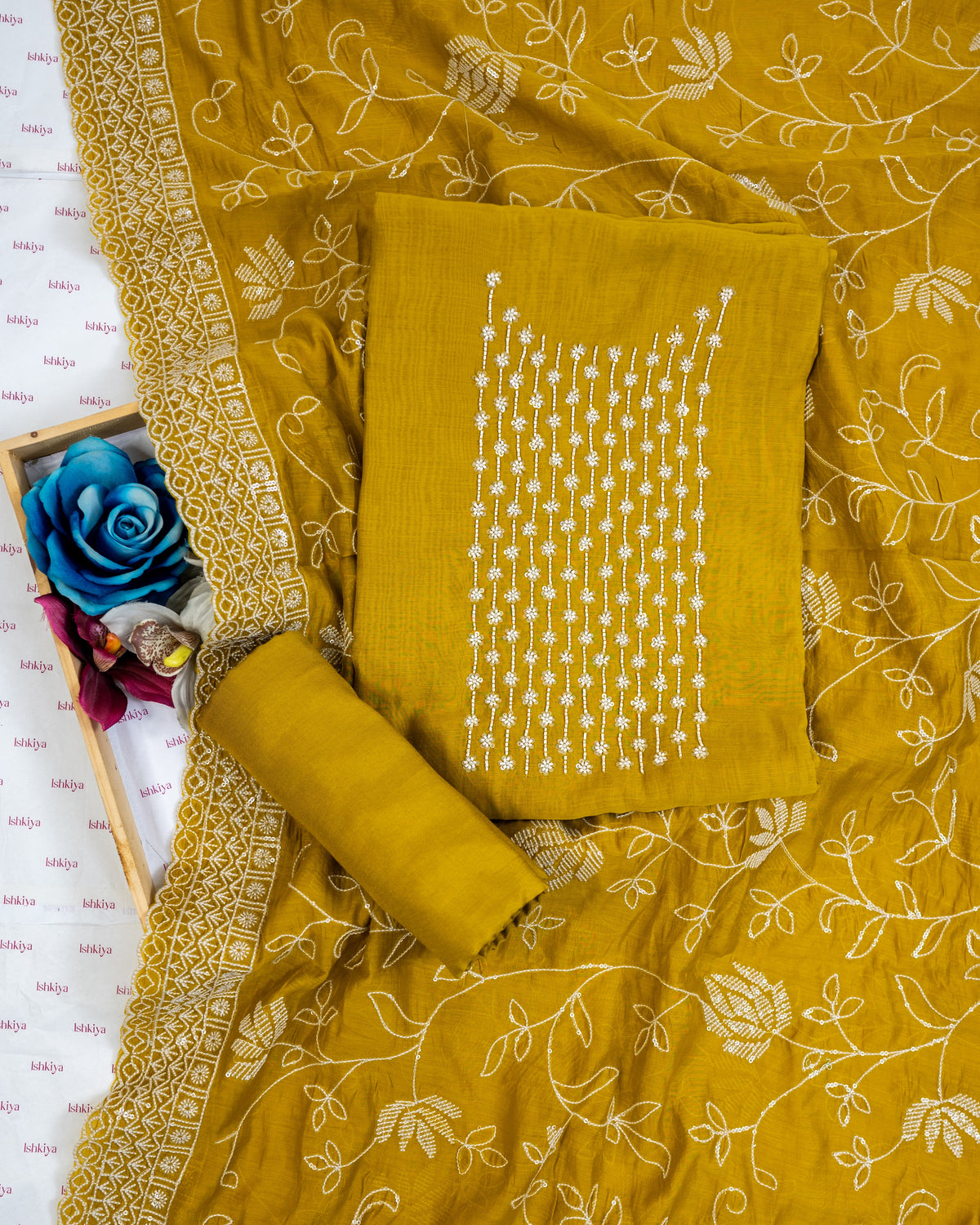 DASTAN-Unstiched Mul-Chanderi Suit set