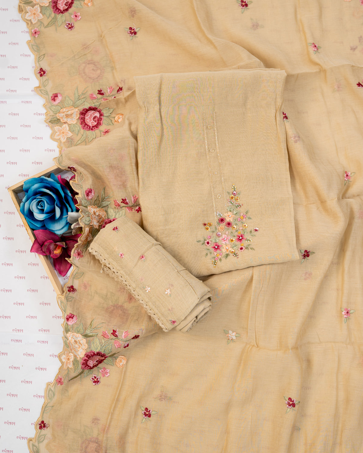 TAPISH-Unstitched Mul-Chanderi Suit Set