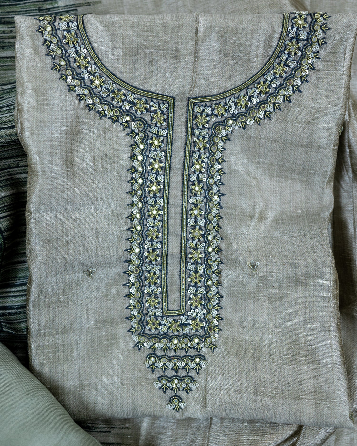 RAAZ-Unstitched Linen Suit Set
