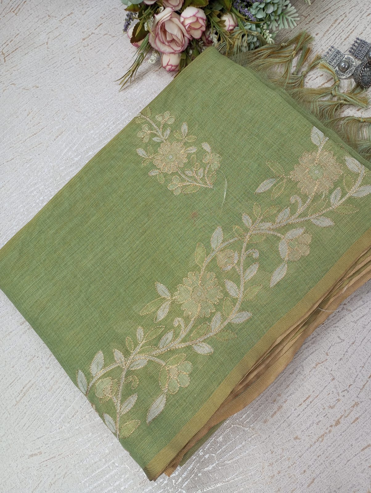 OLIVE ELEGANCE
