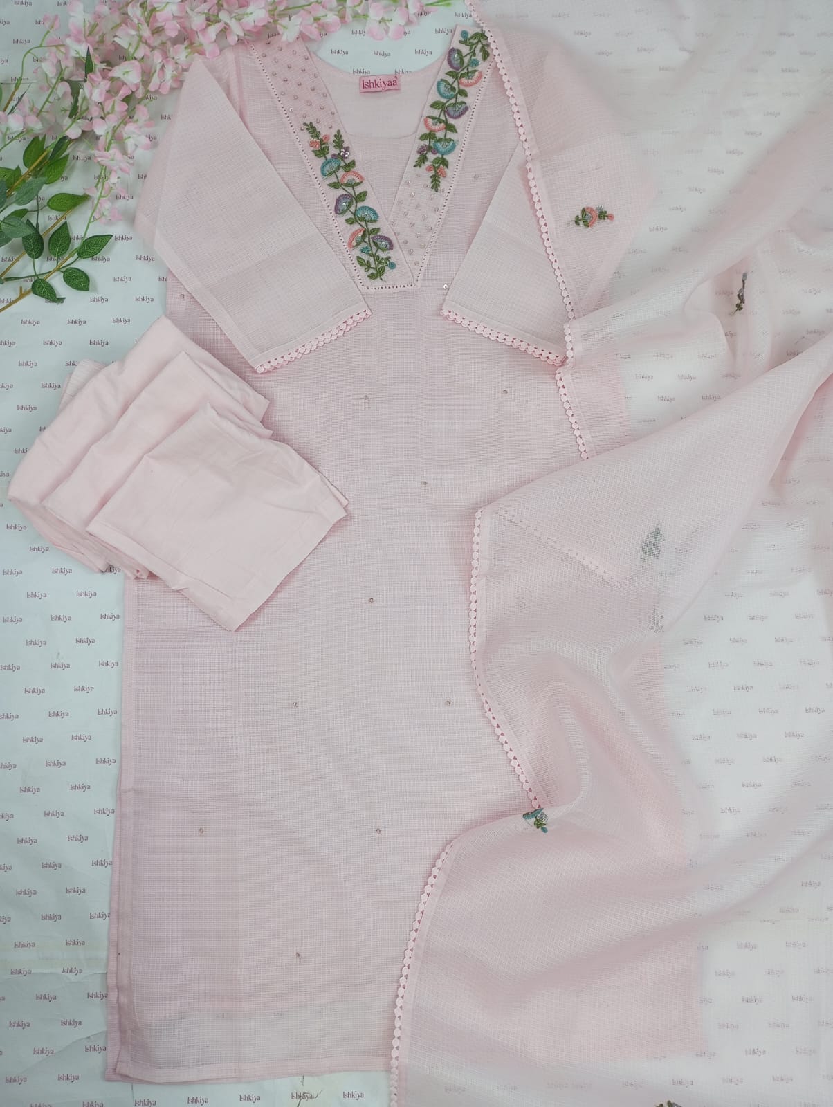 AYNAA-Stitched Kota Suit Set
