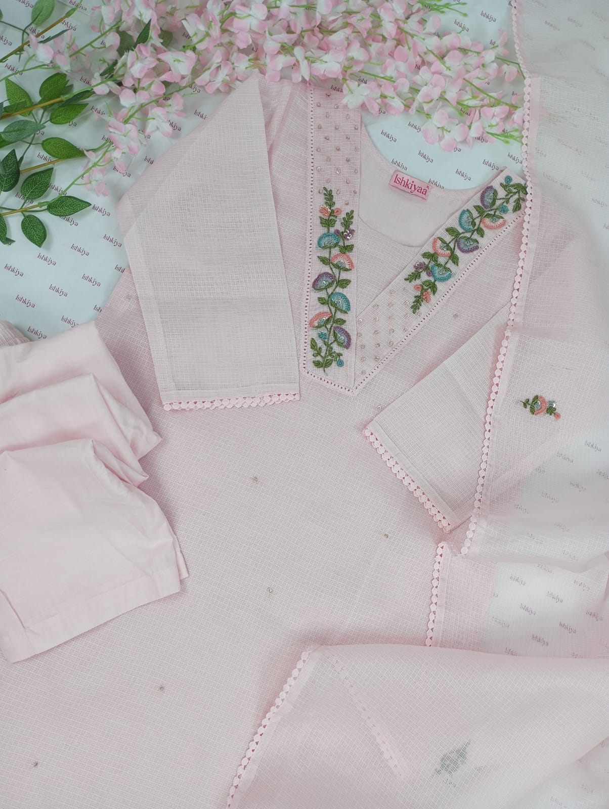 AYNAA-Stitched Kota Suit Set