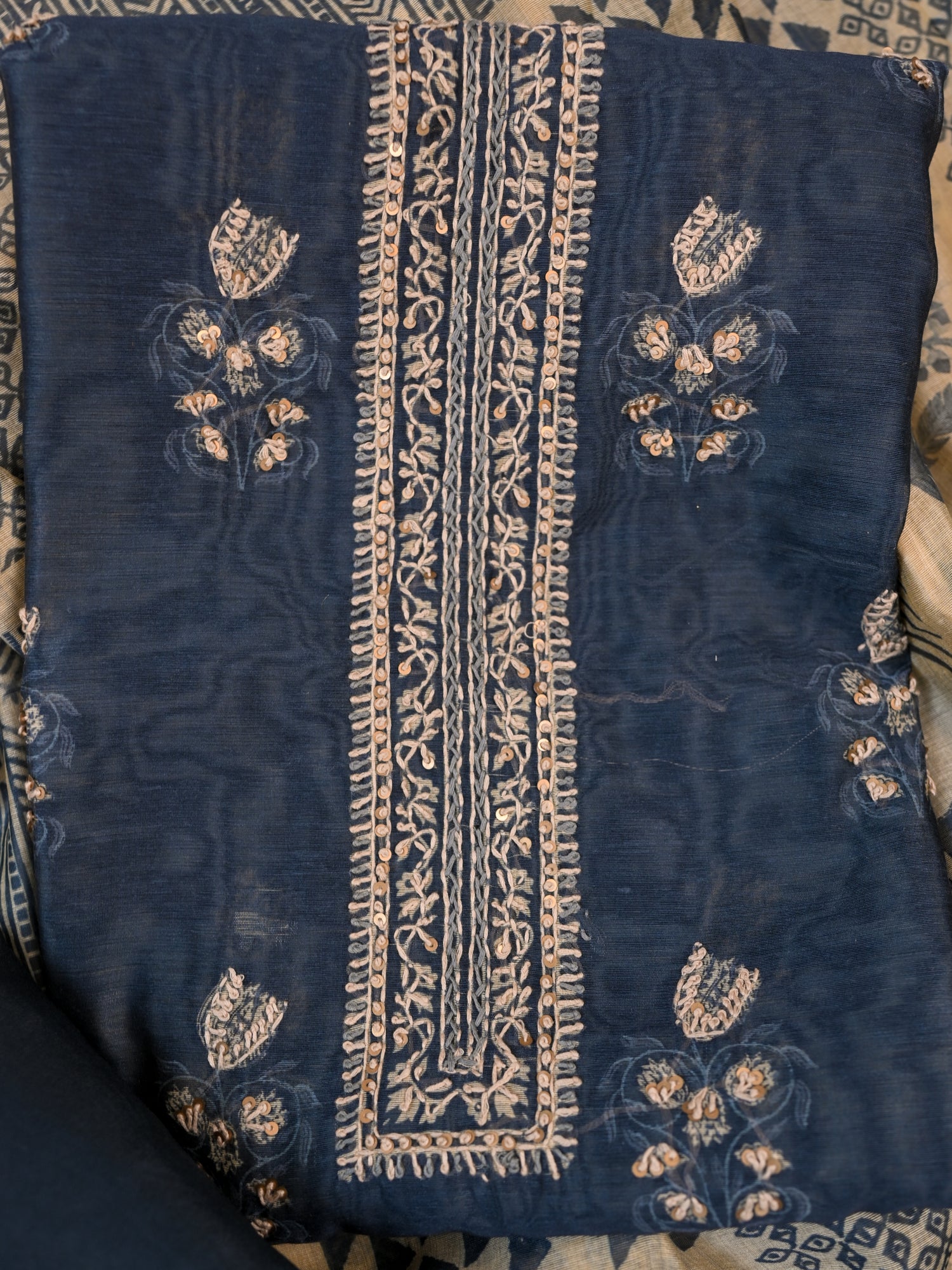 PRERNA-Unstitched Linen Chanderi Suit Set