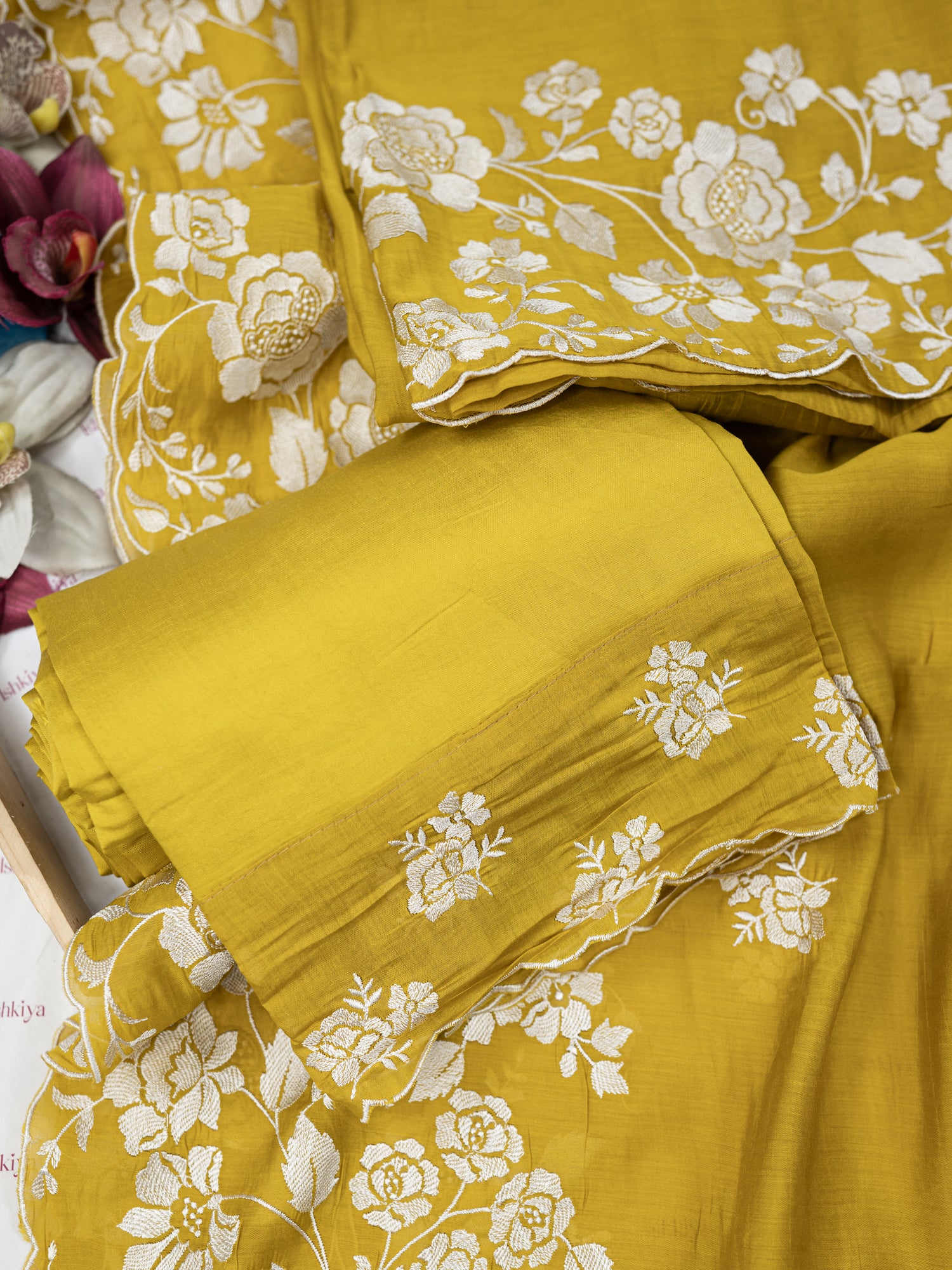 HEER-Unstitched Mul-Chanderi Suit Set