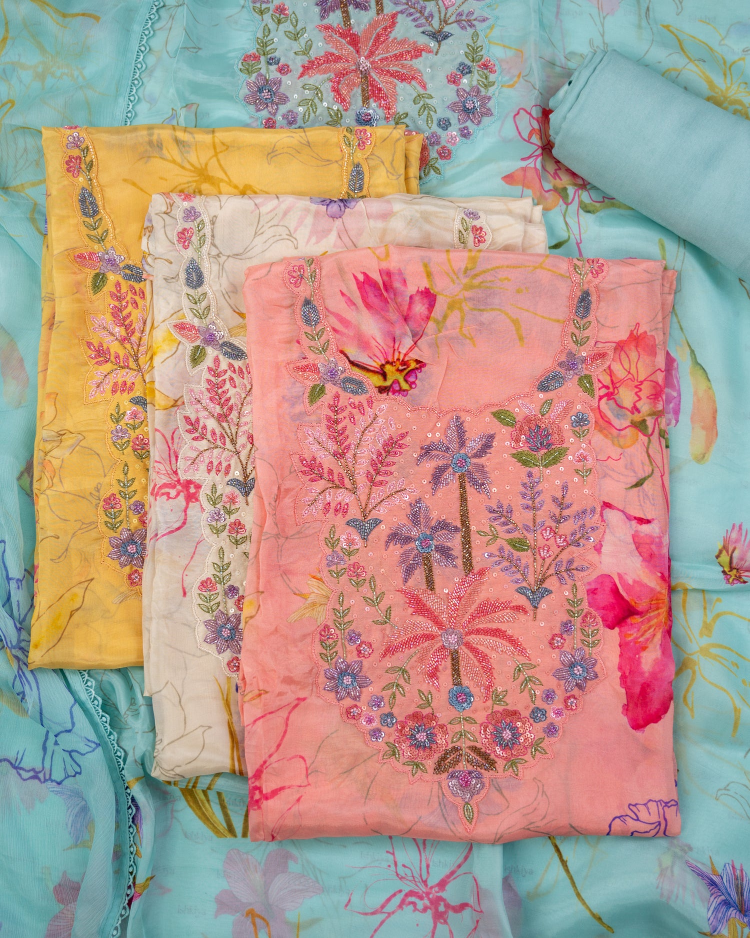 SARSABZ-Unstitched Chinon Silk Suit Set