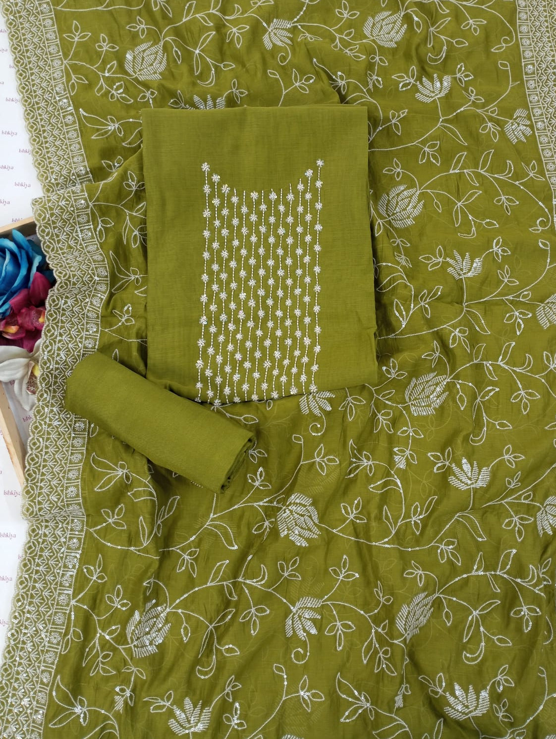 DASTAN-Unstiched Mul-Chanderi Suit set
