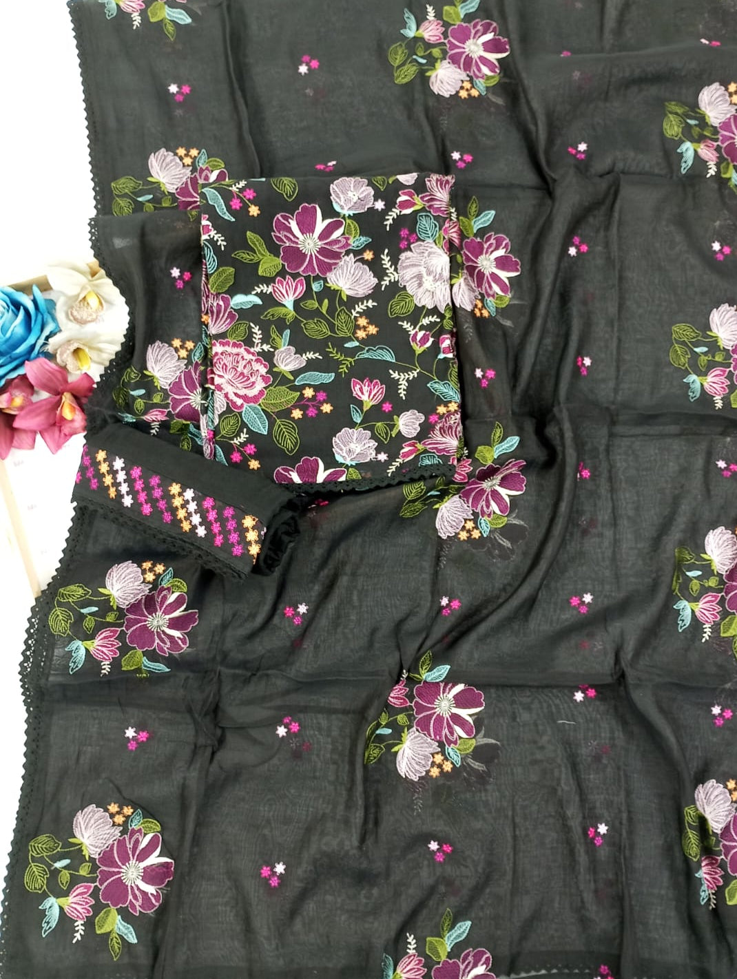 GULNAR-Unstiched Mul-Chanderi Suit set