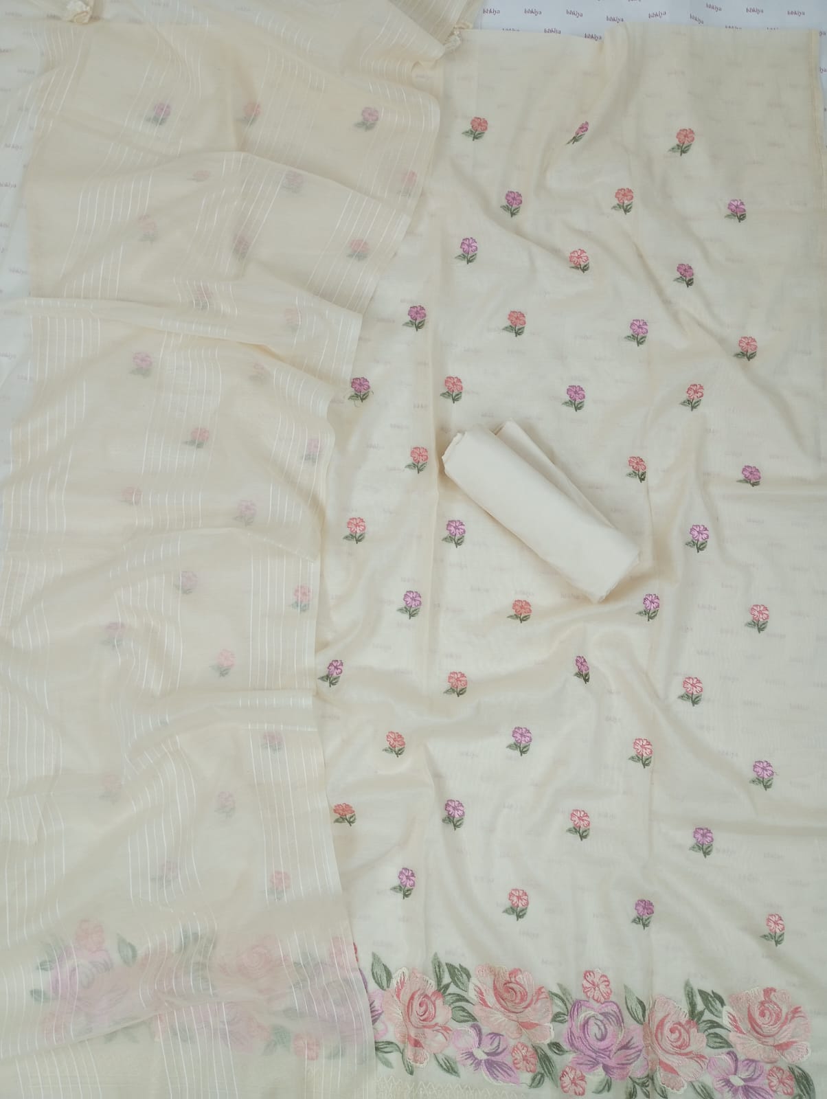 SADA-Unstiched Mul-Chanderi Suit set